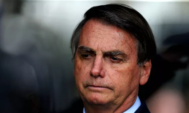 Leia mais sobre o artigo Relatório do TSE aponta doações de pessoas mortas à campanha de Bolsonaro em 2022