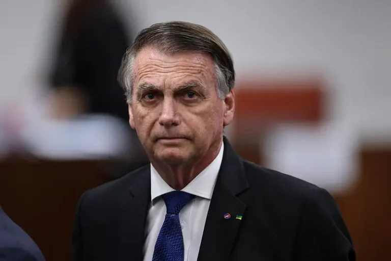 Leia mais sobre o artigo STM marca julgamento de recurso de Bolsonaro em ação sobre perda de patente